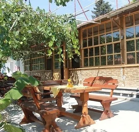El Dorado Holiday Village Hotel