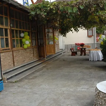 호텔 El Dorado Holiday Village 크레네보