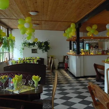 El Dorado Holiday Village 크레네보