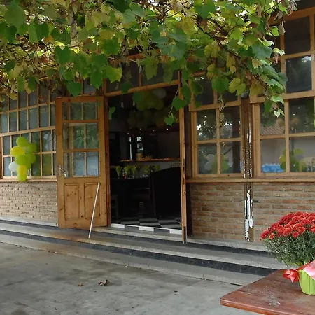 호텔 El Dorado Holiday Village 크레네보